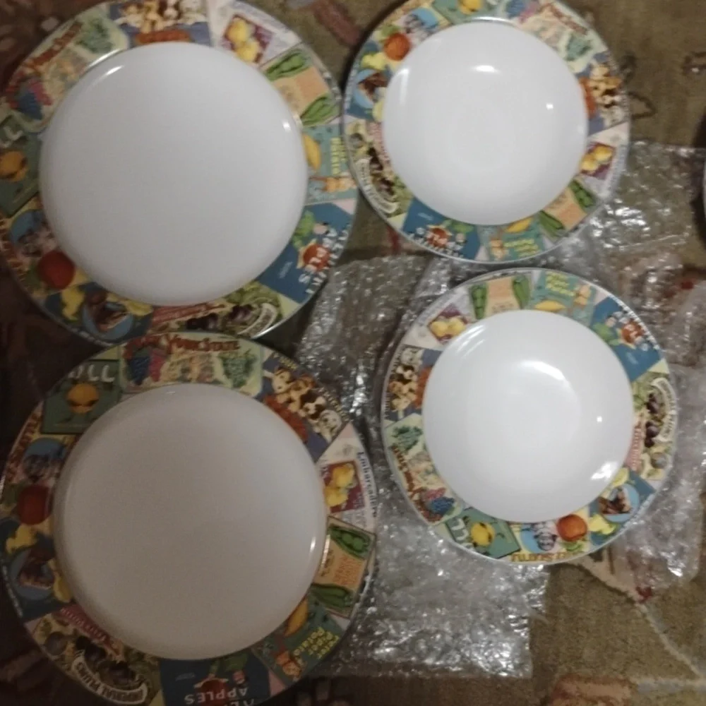 Vintage Advertising LABELS Sakura Retired DINNER PLATE  EPLC